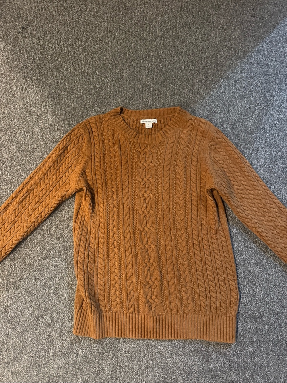 Women’s Cable Knit Crewneck Sweater - Camel Brown size medium